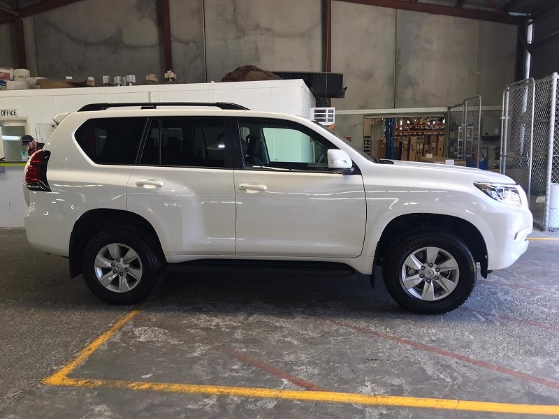 2020 Toyota Land-Cruiser-Prado GXL 2.8L Diesel 6MT 4WD - Pitak Pooaew